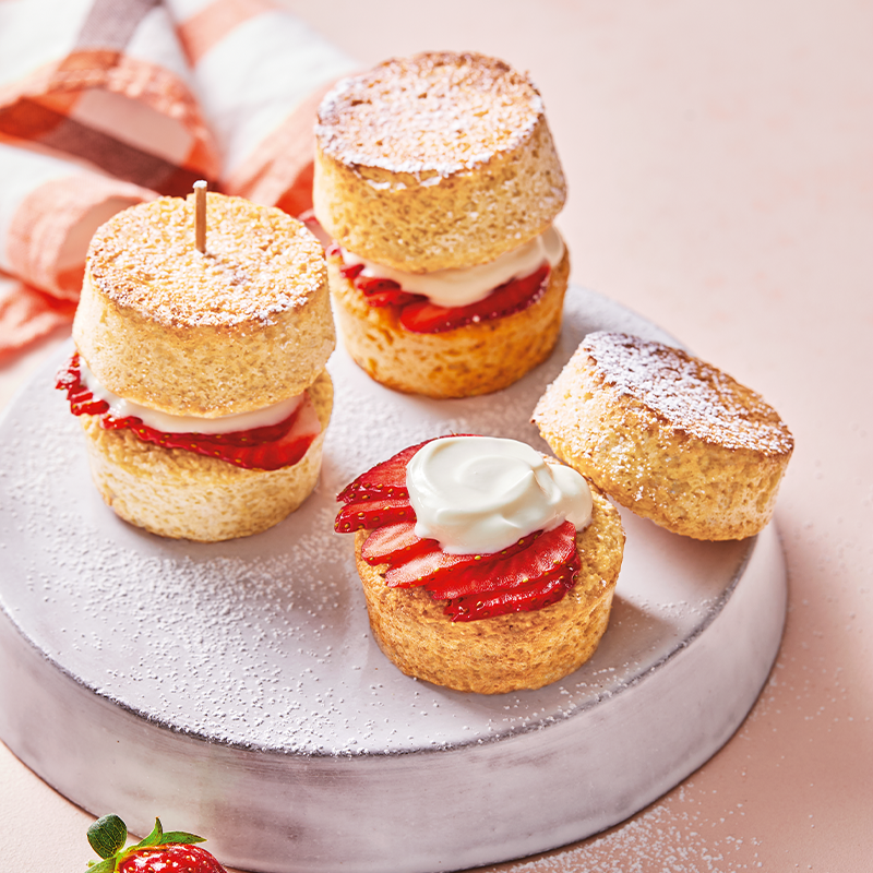 sandwich cakes