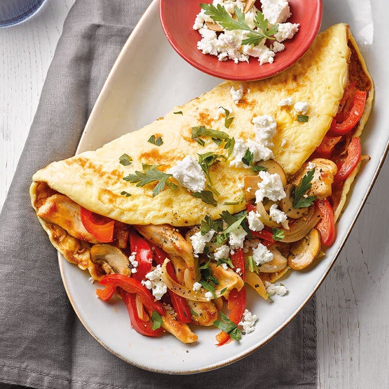 Gyros-Omelette mit Schafskäse