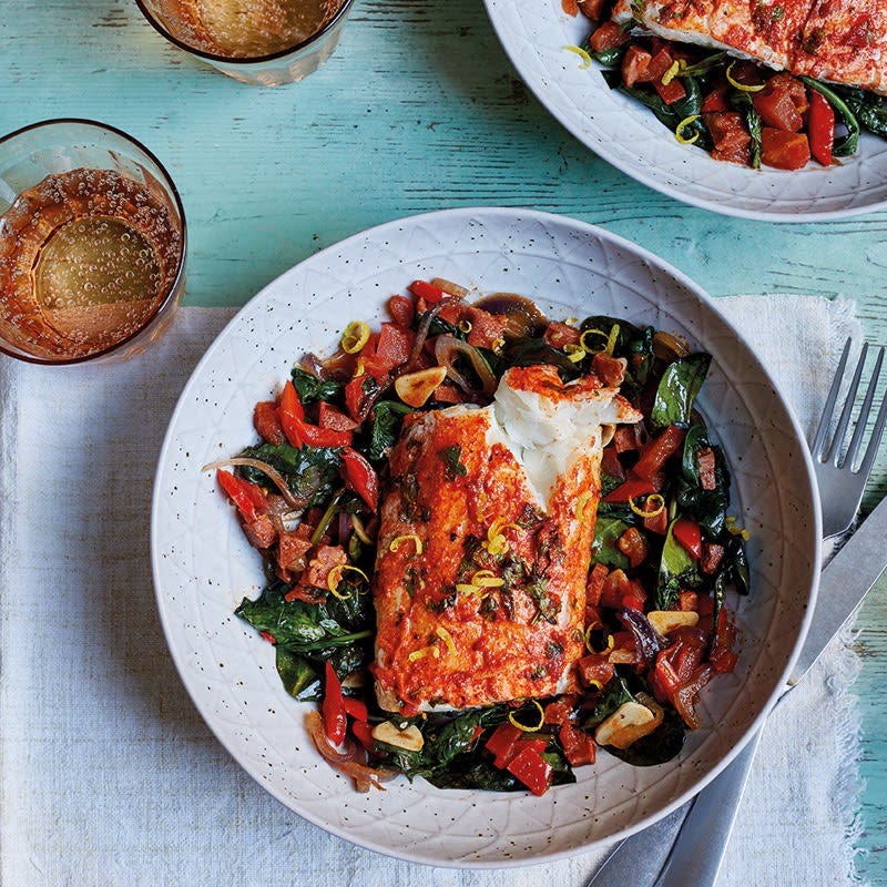 Räucher-Seelachs mit Gemüse-Chorizo-Pfanne