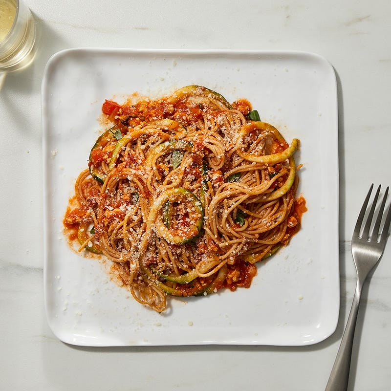 ViktVäktarna - Linspasta med zucchininudlar och kalkonfärssås