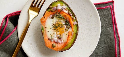 Avocado-baked eggs with smoked salmon
