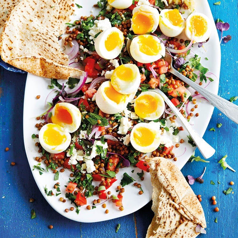 Linsen-Taboulé mit Ei