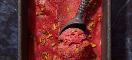 Roasted strawberry & pistachio 'nice' cream
