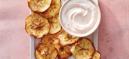 Apple chips with cinnamon yogurt dip