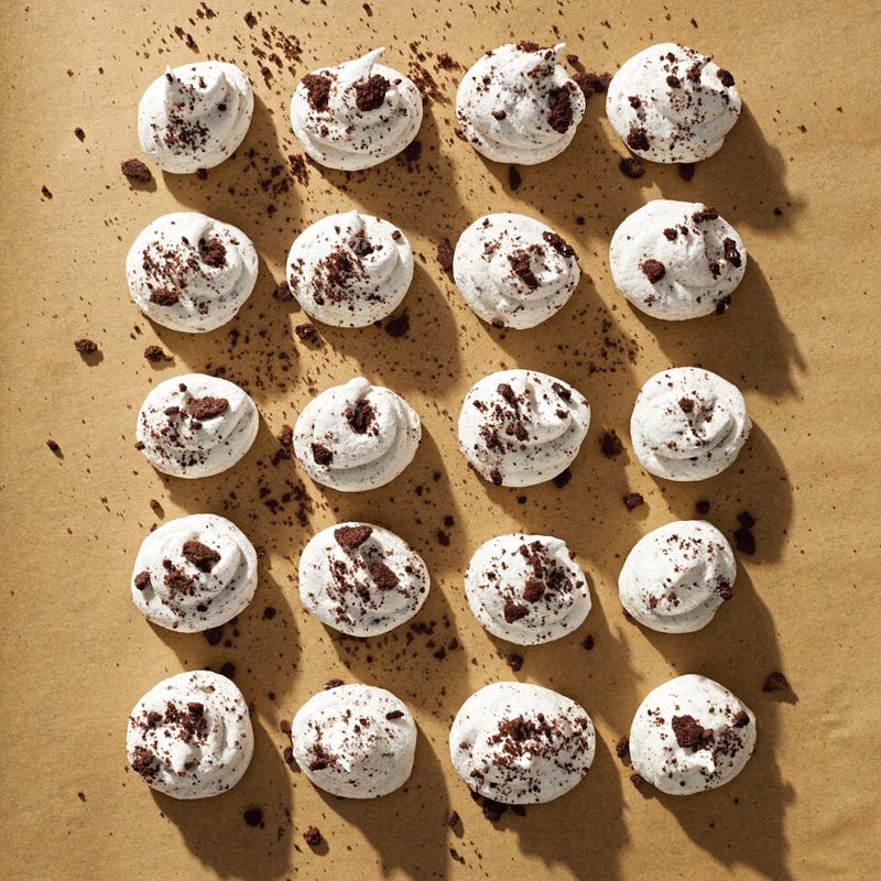 Chewy Cookies & Cream Meringues