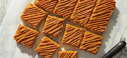 Apple Squares with Peanut Butter Glaze