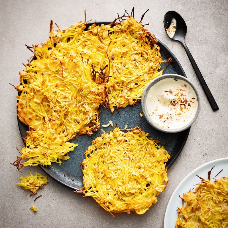 Galettes de légumes racines et sauce aux épices