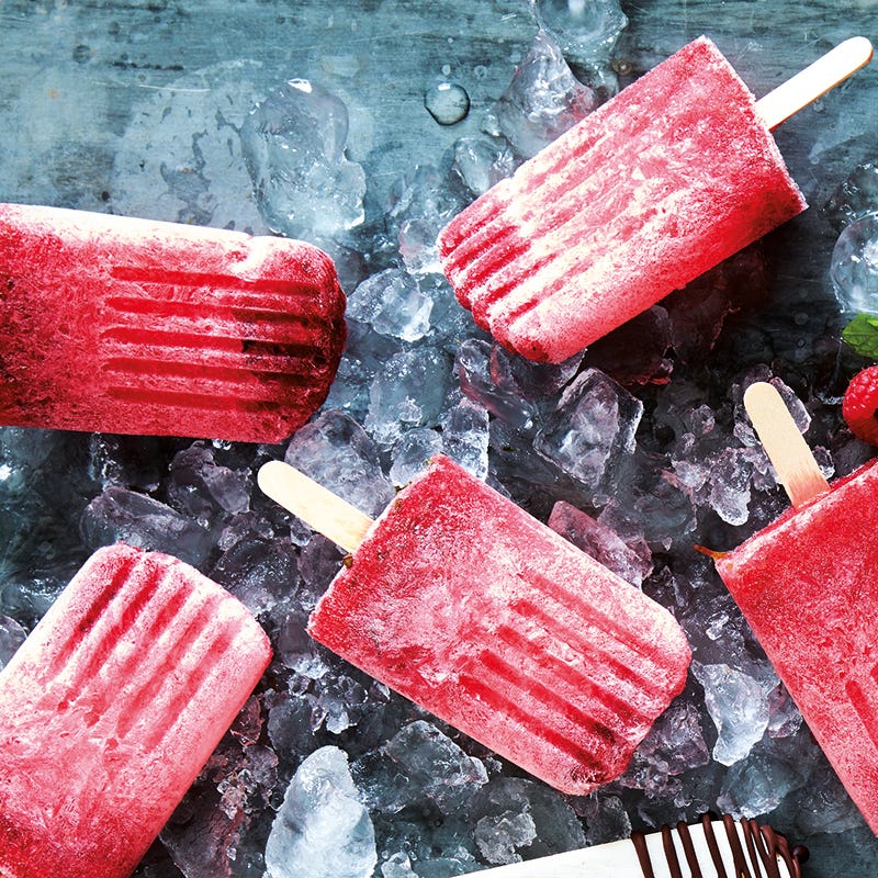 Raspberry-mint ice pop