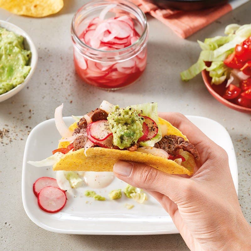 Rindfleisch-Tacos mit eingelegten Radieschen