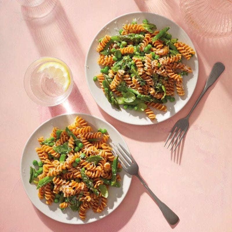 Photo of Spring green pasta toss by WW