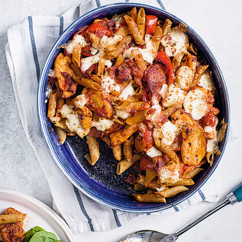 ViktVäktarna - Pastagratäng med kyckling och pepperoni