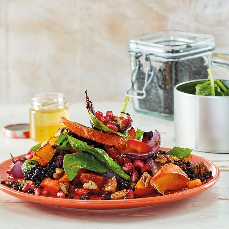 Kürbis-Linsen-Salat mit Pekannüssen