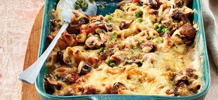 Teigwaren-Schinken-Gratin mit Champignons/ Nudel-Schinken-Gratin mit Champignons