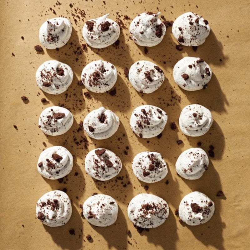 Photo de Meringues moelleuses aux morceaux de biscuits par WW