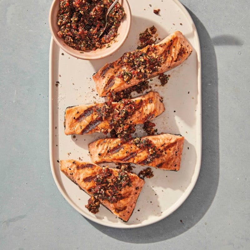 Photo of Grilled salmon with quick tapenade by WW