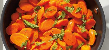 Carottes sautées à l’orange et à la menthe