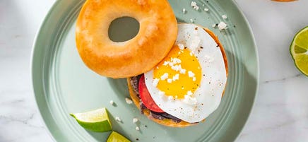 Huevos rancheros bagel