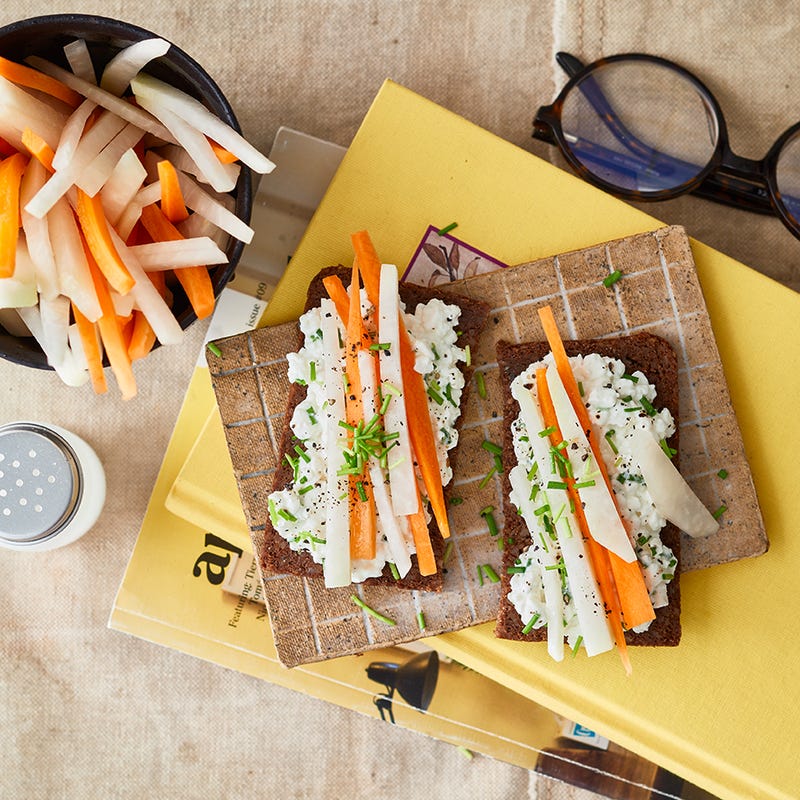 Kohlrabi-Frischkäse-Brot