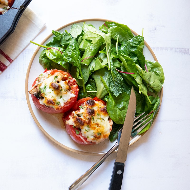 Pizza-Stuffed Tomatoes