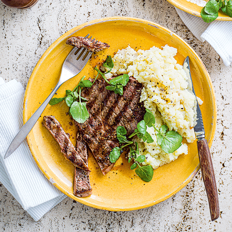 Steak with cauliflower and horseradish purée