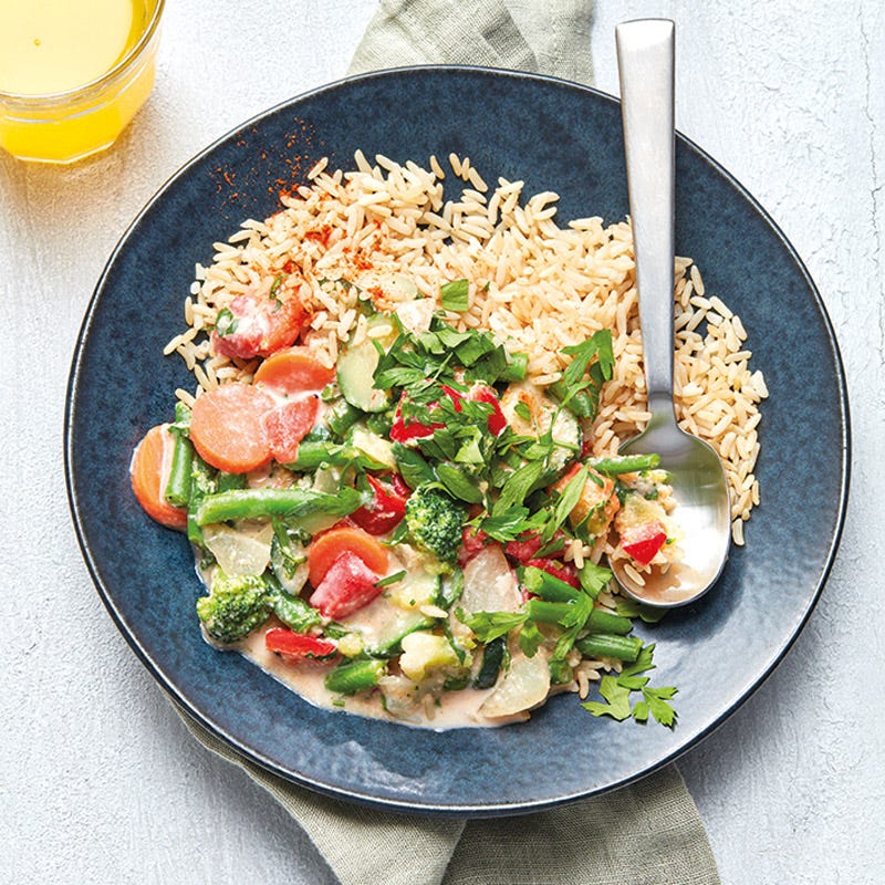 Cremige Gemüsepfanne mit Cashews