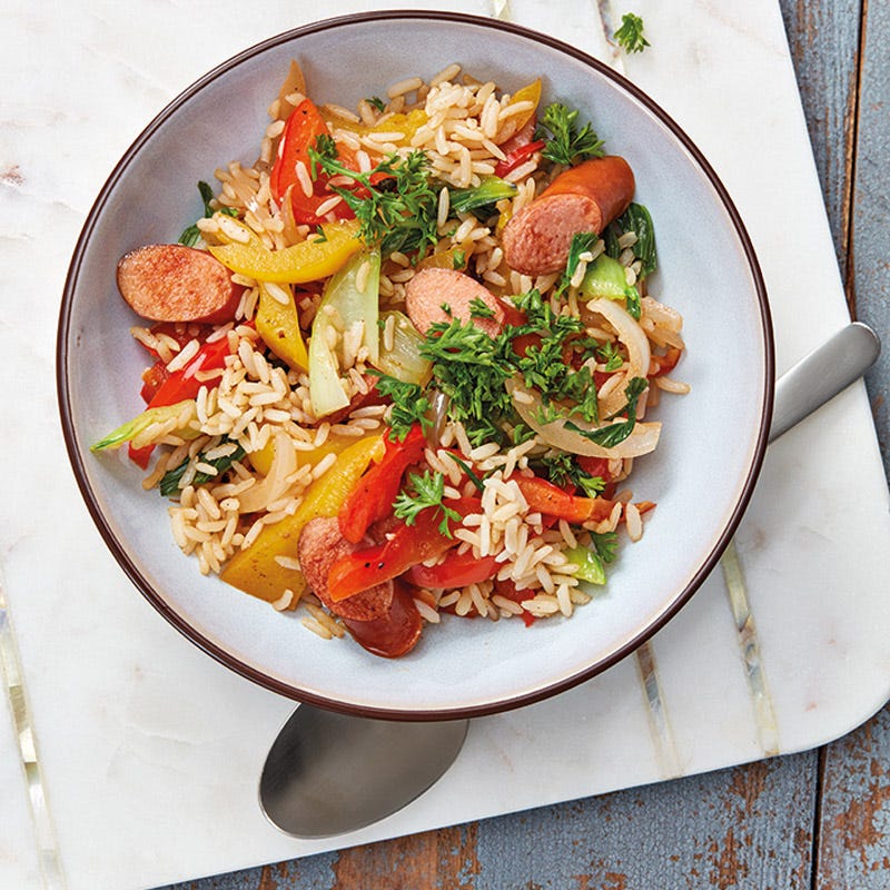 Reispfanne mit Würstchen