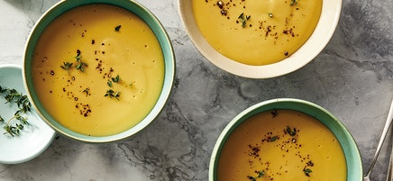 Creamy Instant Pot® summer squash soup