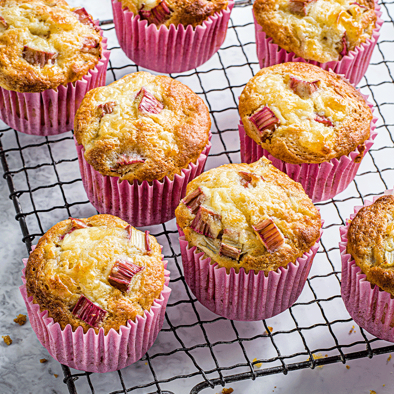 Rhubarb and custard muffins