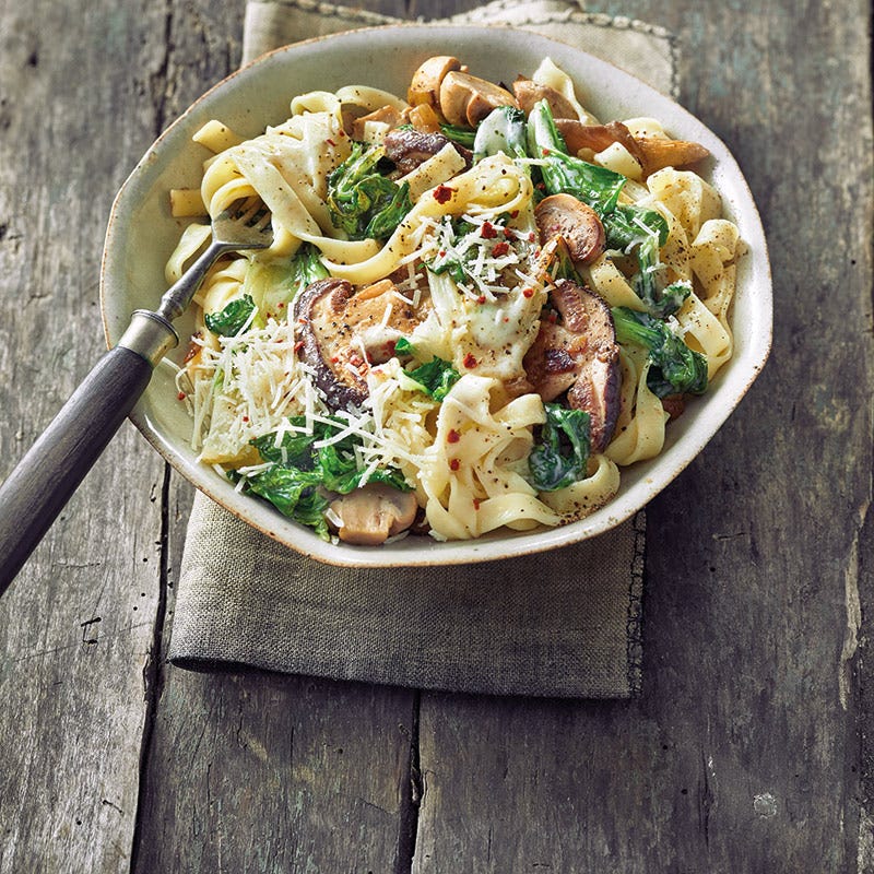 Pasta mit Pak-Choi-Pilz-Rahmsauce