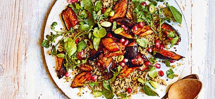 Quinoa-Auberginen-Salat mit Granatapfel