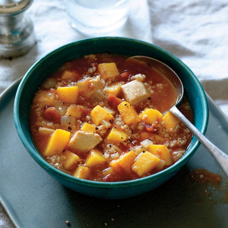 Photo de Soupe marocaine au poulet, aux légumes et au couscous par WW