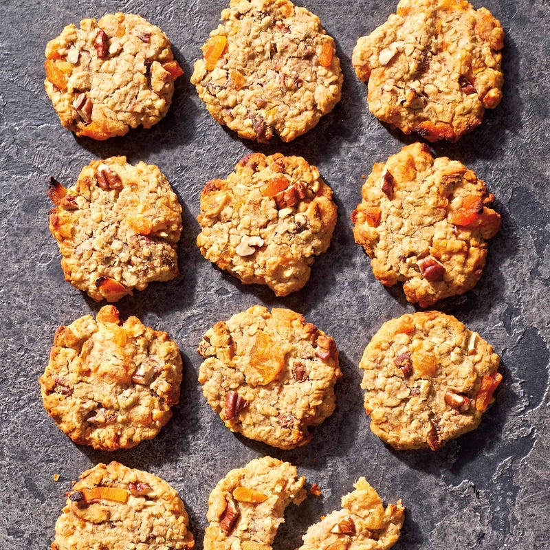 Photo de Biscuits petit-déjeuner aux abricots et noix de pécan grillées prise par WW