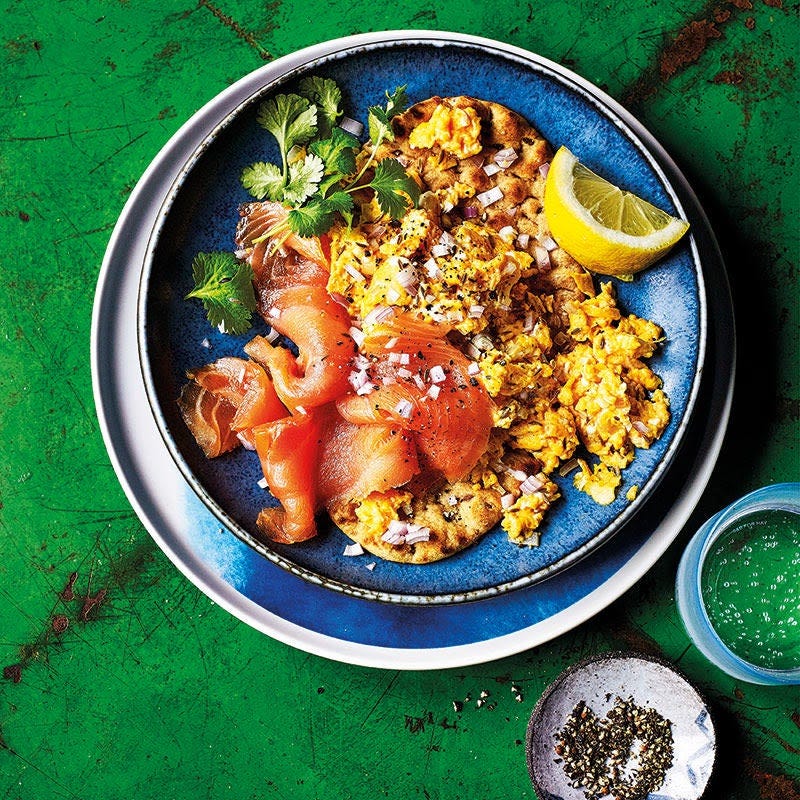 Orientalisches Rührei mit Räucherlachs