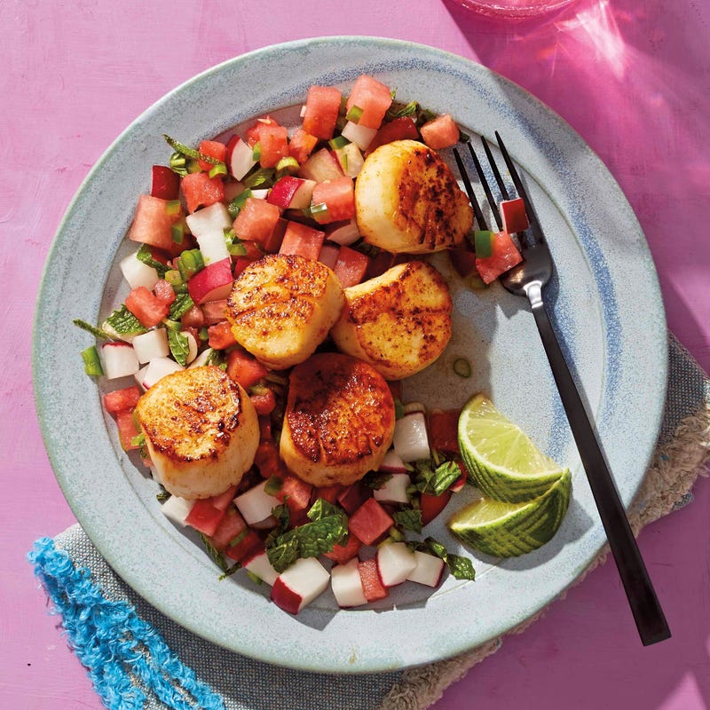 Foto van Coquilles met een salsa van radijs en watermeloen door WW