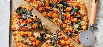 Blumenkohlpizza mit Gemüse