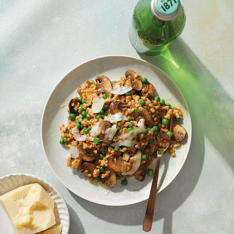Dinkelrisotto mit Pilzen und Erbsen