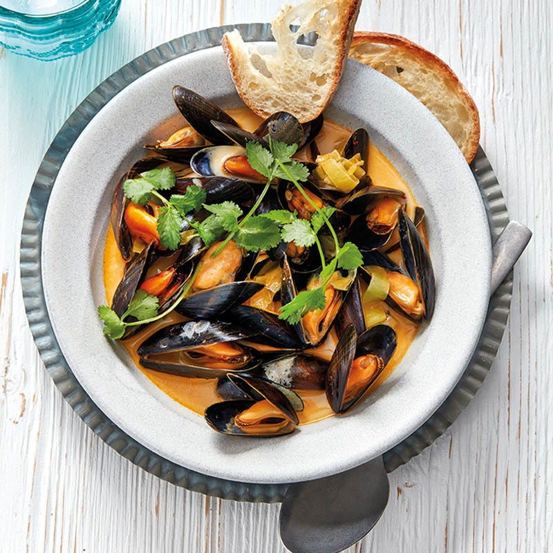 Muscheln in Curry-Kokos-Brühe