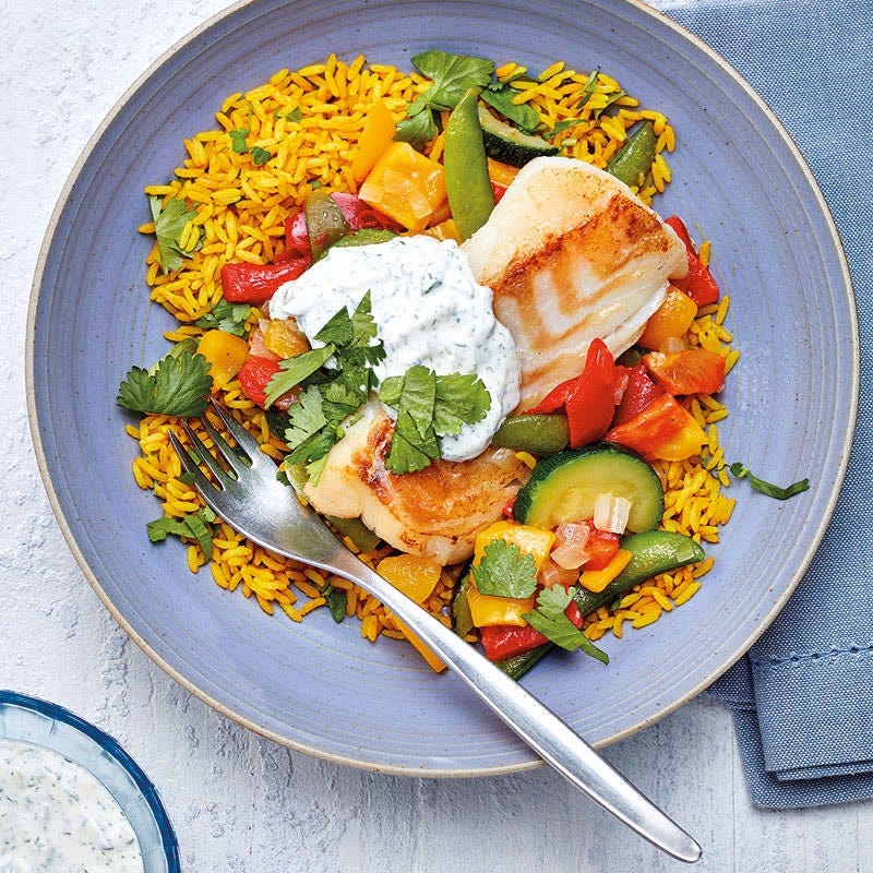 Kurkuma-Reis-Pfanne mit Seelachs