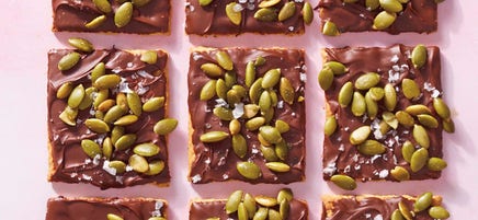 Koekjes met chocolade en pompoenpitten
