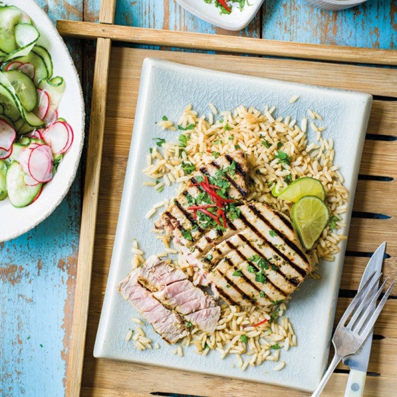 Asia-Thunfisch-Steaks mit Reis