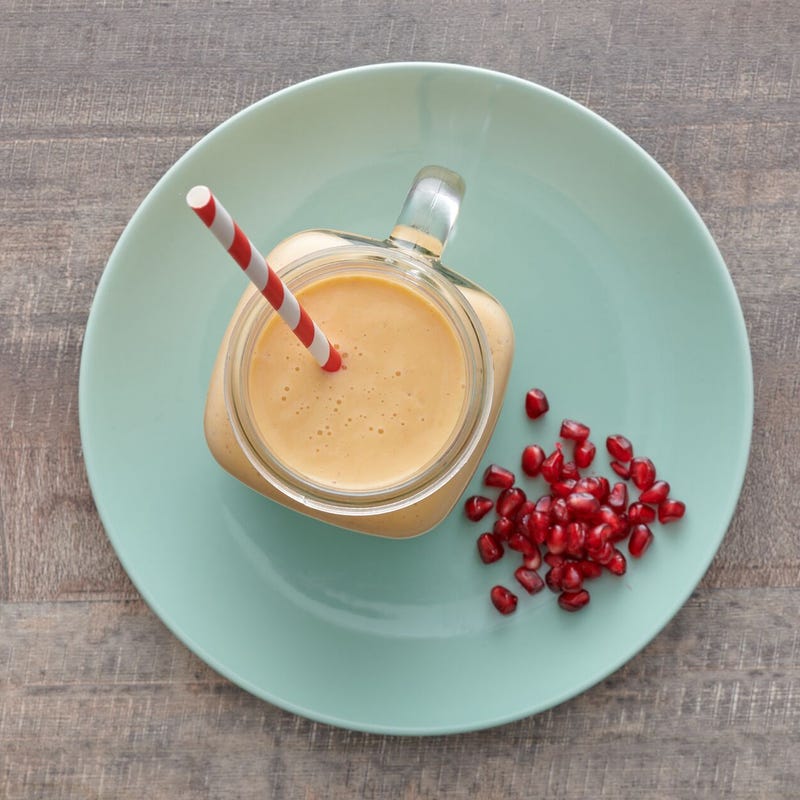 Photo of Pomegranate & papaya smoothie by WW