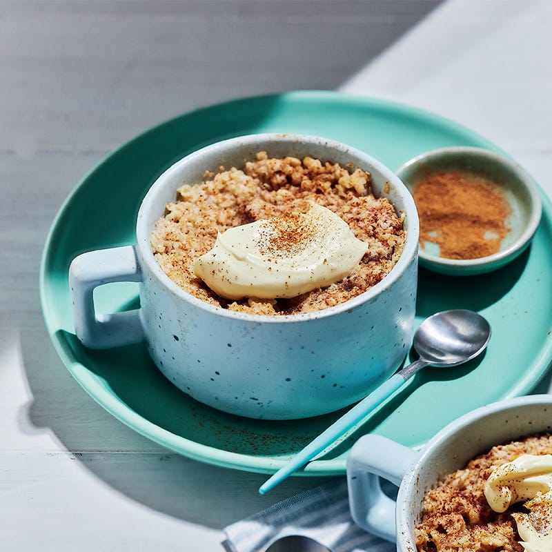 cinnamon pudding mug muffin