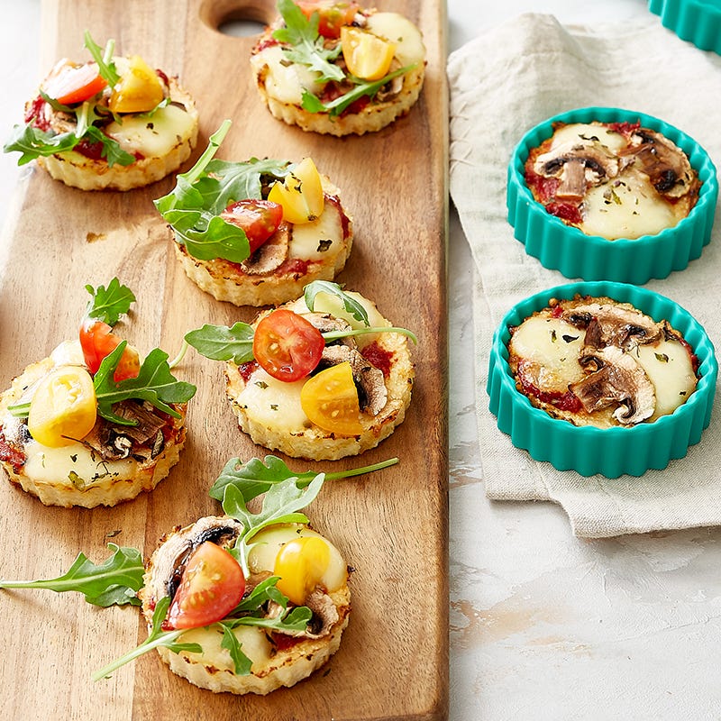 Mini cauliflower pizzas