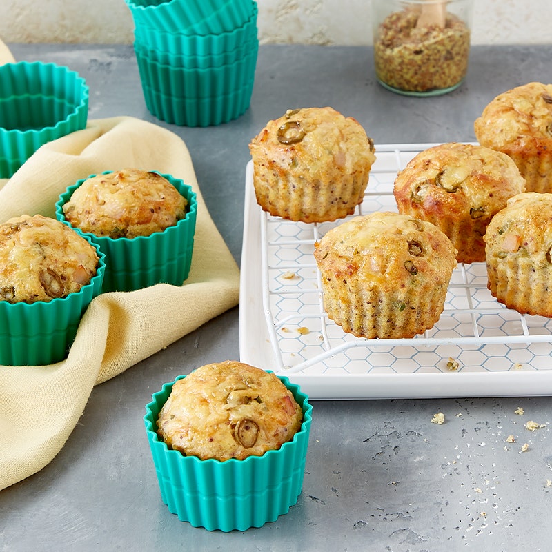 Chicken and olive muffins