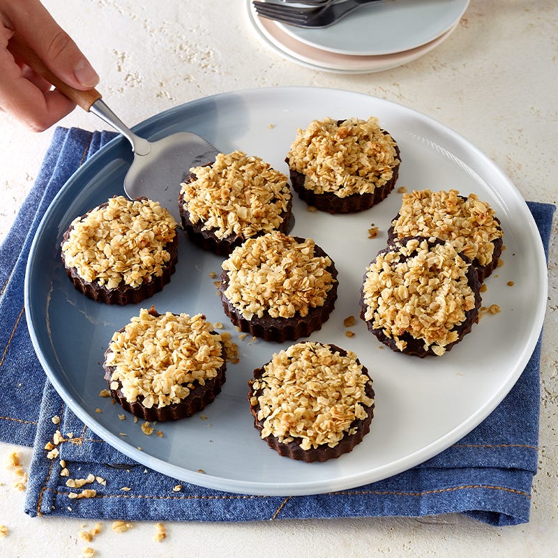 Chocolate oat cakes