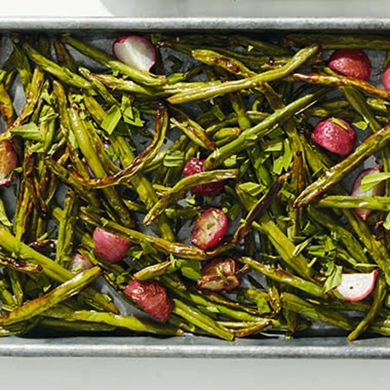 Photo of Roasted green beans & radishes by WW