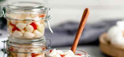 Fermentierter Knoblauch mit Zitronengras, Honig und Chili