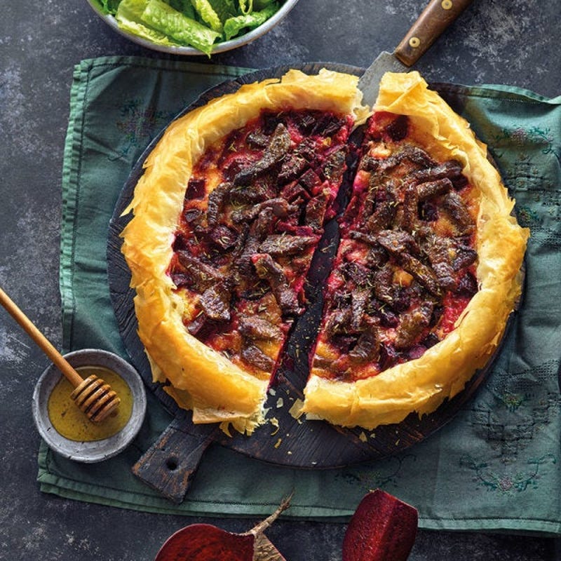 Rote-Bete-Quiche mit Steak