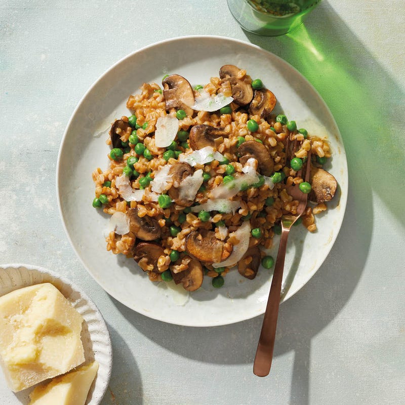 Risotto de farro aux champignons et petits pois