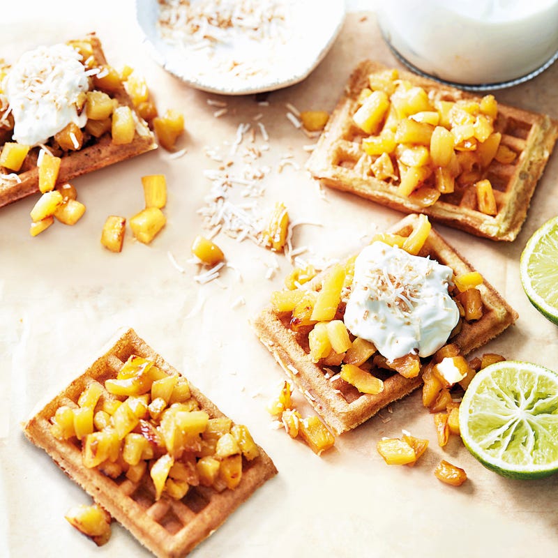 Foto van Wafels met ananas en kokosyoghurt door WW